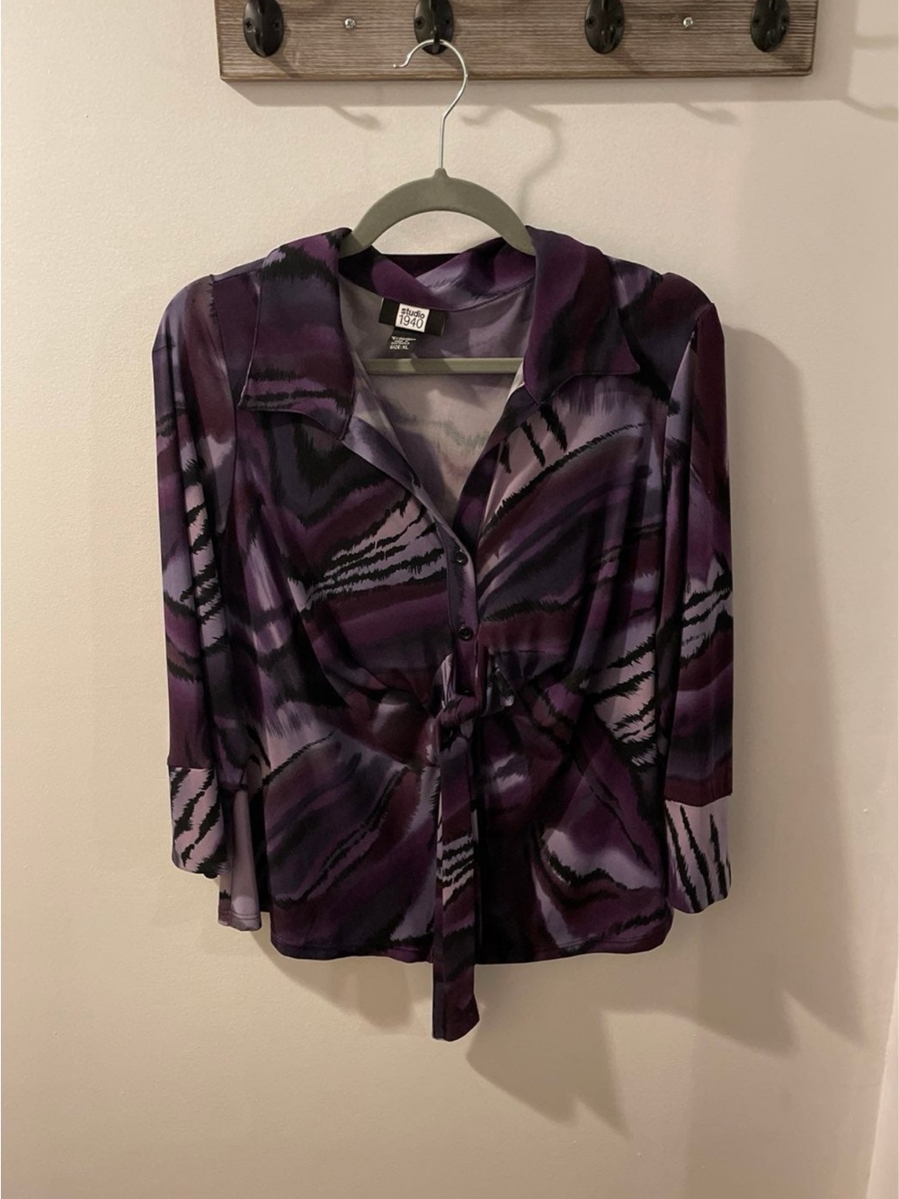 Studio 1940 Purple & Black Patterned Tie-Front Button Down Top
